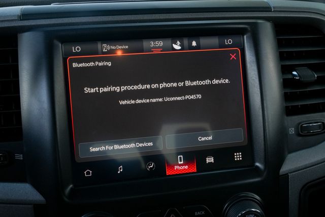 2015 Ram 3500 Tradesman CREW CAB SRW 4X4 / CLEAN CARFAX | Austin, TX | Rocky Mountain Truck Stop Austin