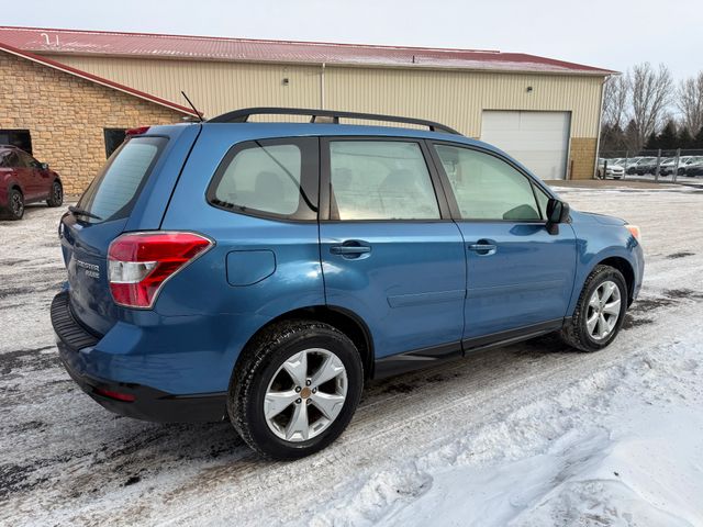 2015 Subaru Forester 2.5i