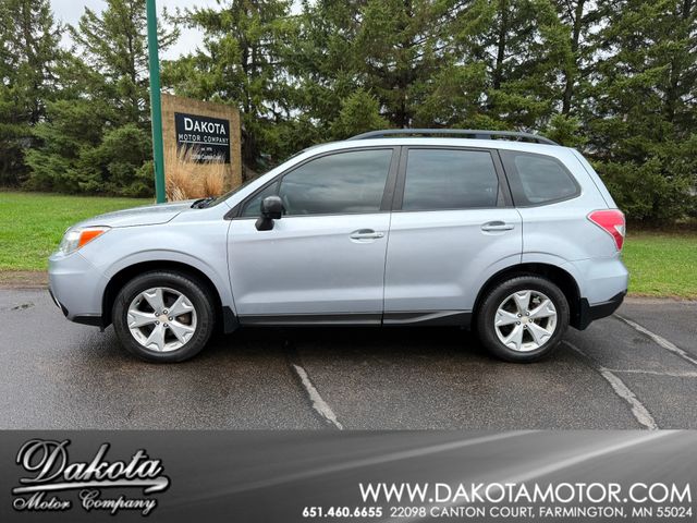 2015 Subaru Forester 2.5i | Farmington, MN | Dakota Motor Company 