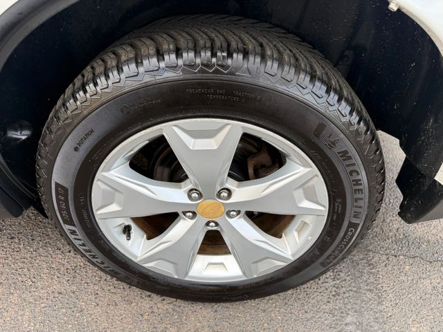 2015 Subaru Forester 2.5i