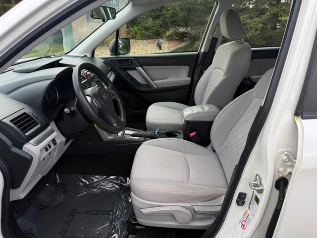 2015 Subaru Forester 2.5i