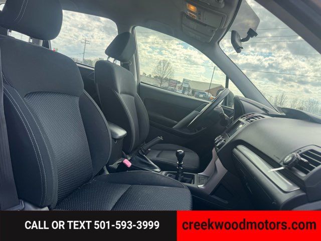 2015 Subaru Forester 2.5i AWD 4x4 MANUAL Low Miles Financing Roof Rack 2015 Subaru Forester 2.5i AWD 4x4 MANUAL Low Miles Financing Roof Rack