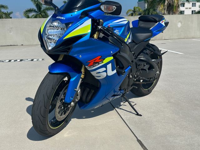 2015 Suzuki GSX-R 750 | Dania Beach, Florida | Top Gear Inc. 2015 Suzuki GSX-R 750 | Dania Beach, Florida | Top Gear Inc.