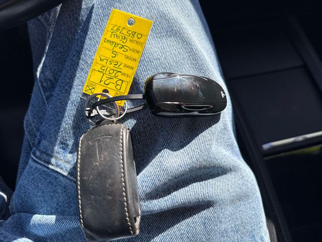 2015 Tesla Model S P85D