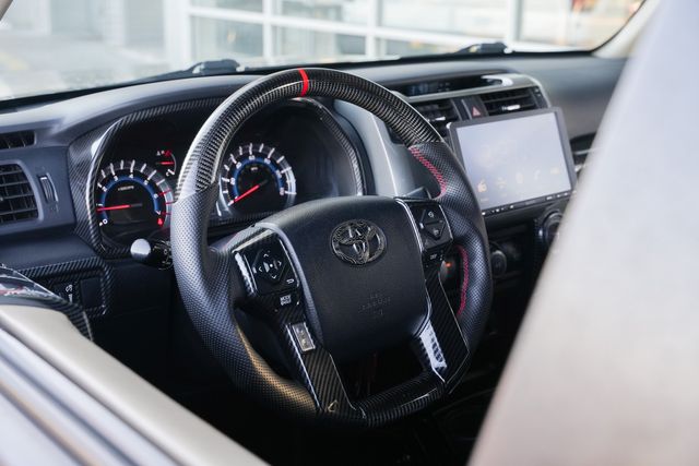 2015 Toyota 4Runner SR5 W/ UPGRADES / CLEAN CARFAX | Austin, TX | Rocky Mountain Truck Stop Austin