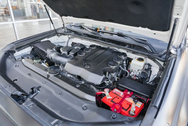 2015 Toyota 4Runner SR5 W/ UPGRADES / CLEAN CARFAX | Austin, TX | Rocky Mountain Truck Stop Austin 2015 Toyota 4Runner SR5 W/ UPGRADES / CLEAN CARFAX | Austin, TX | Rocky Mountain Truck Stop Austin