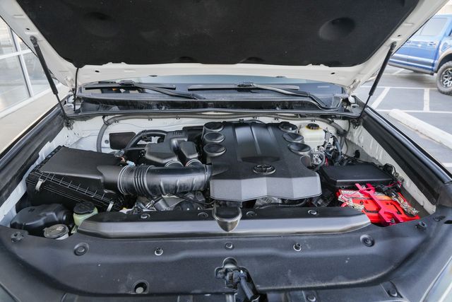 2015 Toyota 4Runner SR5 W/ UPGRADES / CLEAN CARFAX | Austin, TX | Rocky Mountain Truck Stop Austin 2015 Toyota 4Runner SR5 W/ UPGRADES / CLEAN CARFAX | Austin, TX | Rocky Mountain Truck Stop Austin