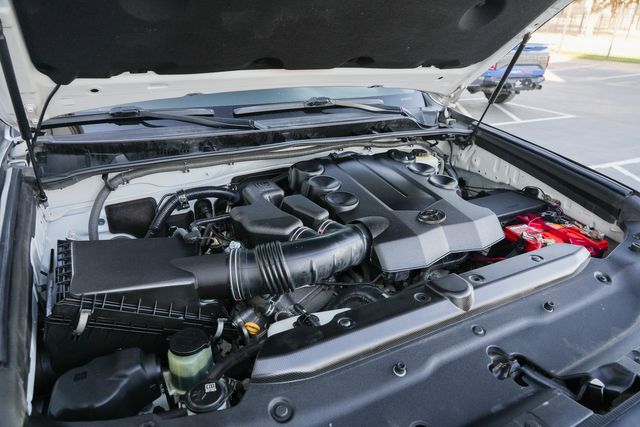 2015 Toyota 4Runner SR5 W/ UPGRADES / CLEAN CARFAX | Austin, TX | Rocky Mountain Truck Stop Austin 2015 Toyota 4Runner SR5 W/ UPGRADES / CLEAN CARFAX | Austin, TX | Rocky Mountain Truck Stop Austin