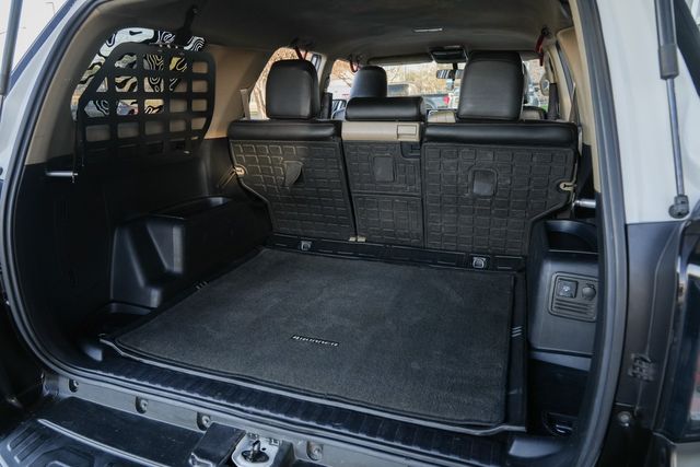 2015 Toyota 4Runner SR5 W/ UPGRADES / CLEAN CARFAX | Austin, TX | Rocky Mountain Truck Stop Austin