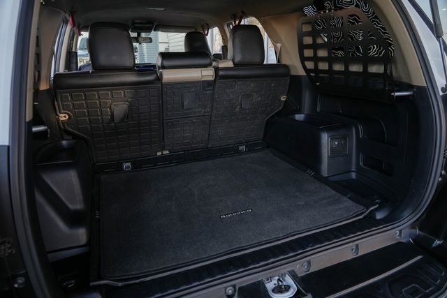 2015 Toyota 4Runner SR5 W/ UPGRADES / CLEAN CARFAX | Austin, TX | Rocky Mountain Truck Stop Austin