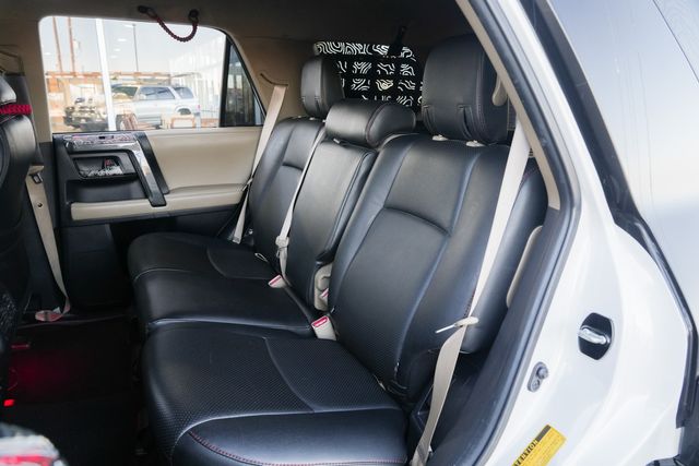 2015 Toyota 4Runner SR5 W/ UPGRADES / CLEAN CARFAX | Austin, TX | Rocky Mountain Truck Stop Austin 2015 Toyota 4Runner SR5 W/ UPGRADES / CLEAN CARFAX | Austin, TX | Rocky Mountain Truck Stop Austin