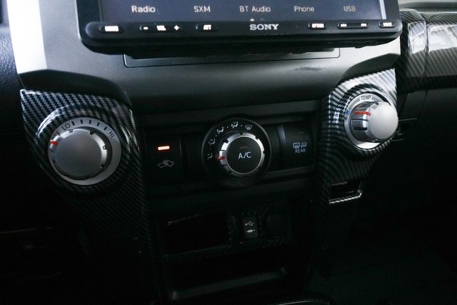 2015 Toyota 4Runner SR5 W/ UPGRADES / CLEAN CARFAX | Austin, TX | Rocky Mountain Truck Stop Austin