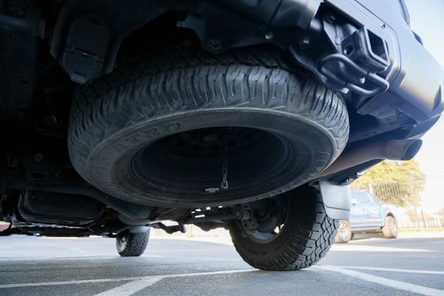 2015 Toyota 4Runner SR5 W/ UPGRADES / CLEAN CARFAX | Austin, TX | Rocky Mountain Truck Stop Austin