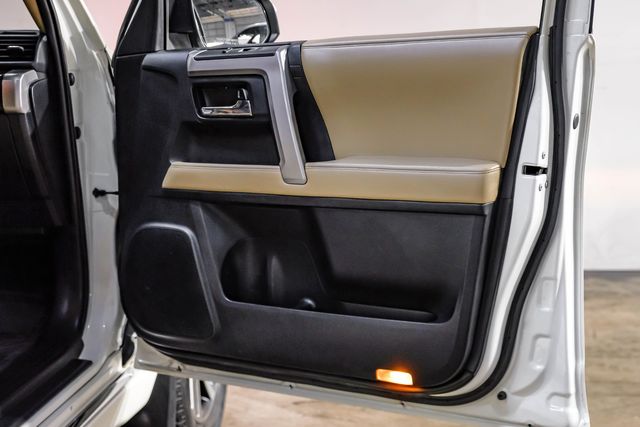 2015 Toyota 4Runner Limited BLIZZARD PEARL 3rd Row SUNROOF Roof Rack | Dallas, TX | East Dallas Diesel 2015 Toyota 4Runner Limited BLIZZARD PEARL 3rd Row SUNROOF Roof Rack | Dallas, TX | East Dallas Diesel