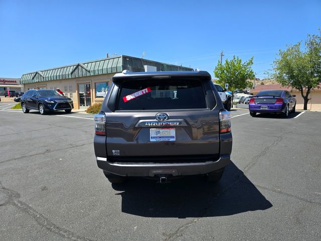 2015 Toyota 4Runner SR5 2015 Toyota 4Runner SR5