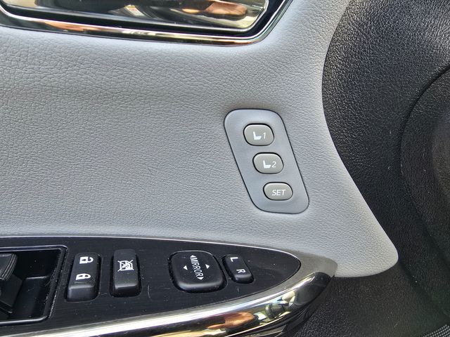 2015 Toyota Avalon Hybrid Limited