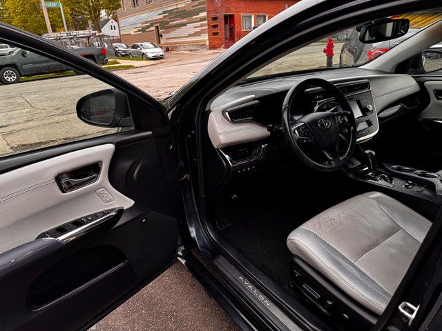 2015 Toyota Avalon Limited