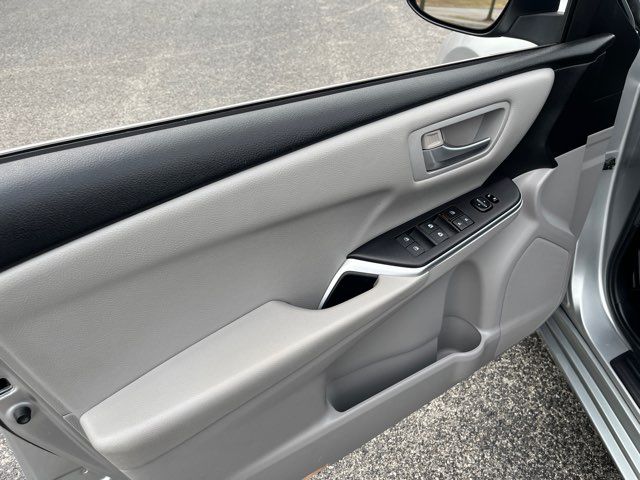 2015 Toyota Camry SE Imports and More Inc 2015 Toyota Camry SE Imports and More Inc