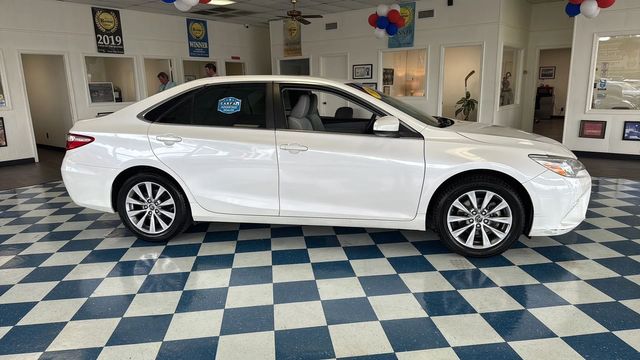 2015 Toyota Camry XLE Sedan 4D | Rome, GA | Knight's Car Store