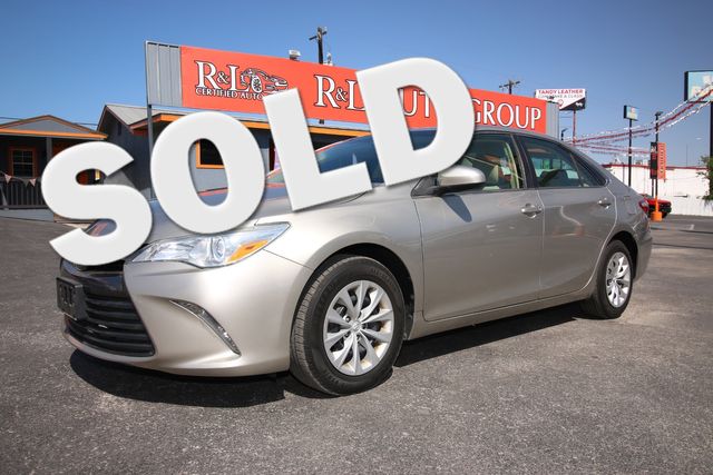 2015 Toyota Camry XLE  SE  LE  XSE | San Antonio, TX | R&L Certified Auto Group