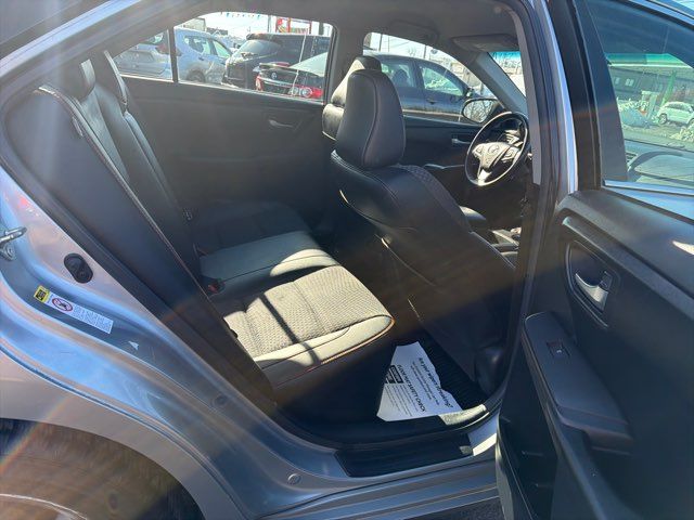 2015 Toyota Camry SE