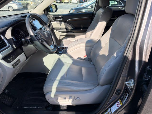 2015 Toyota Highlander Limited