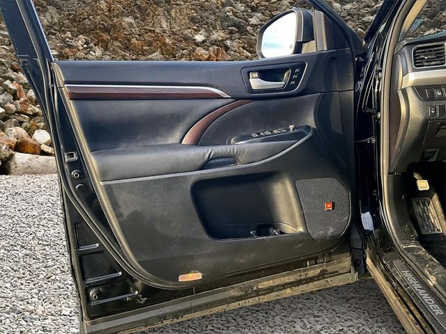 2015 Toyota Highlander Limited