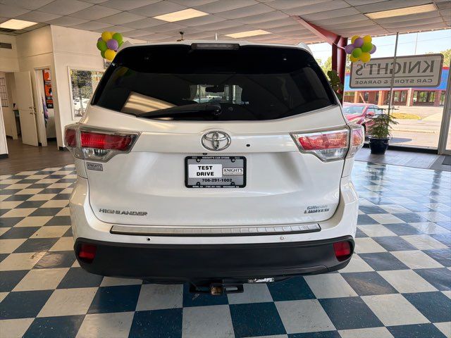 2015 Toyota Highlander Limited | Rome, GA | Knight's Car Store 2015 Toyota Highlander Limited | Rome, GA | Knight's Car Store