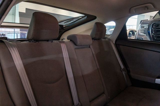 2015 Toyota Prius 2 hybrid