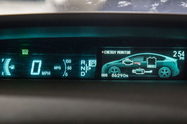 2015 Toyota Prius 2 hybrid