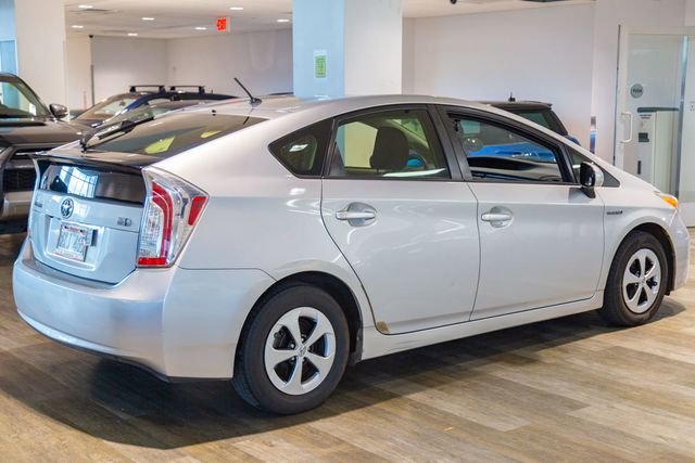 2015 Toyota Prius 2 hybrid