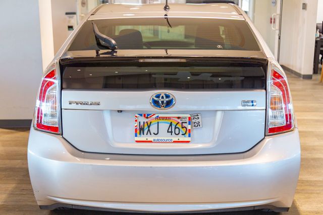2015 Toyota Prius 2 hybrid