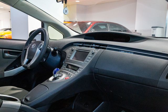 2015 Toyota Prius 2 hybrid