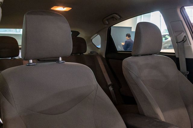 2015 Toyota Prius 2 hybrid