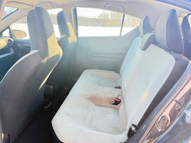 2015 Toyota Prius c One