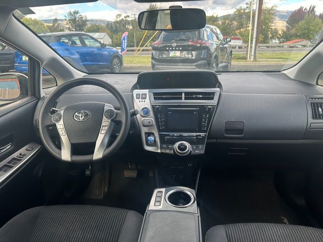 2015 Toyota Prius v Three | Ashland, OR | Ashland Motor Company 2015 Toyota Prius v Three | Ashland, OR | Ashland Motor Company