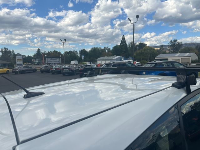 2015 Toyota Prius v Three | Ashland, OR | Ashland Motor Company 2015 Toyota Prius v Three | Ashland, OR | Ashland Motor Company