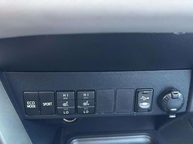 2015 Toyota RAV4 Limited | Alpharetta, GA | Star Motors 2015 Toyota RAV4 Limited | Alpharetta, GA | Star Motors