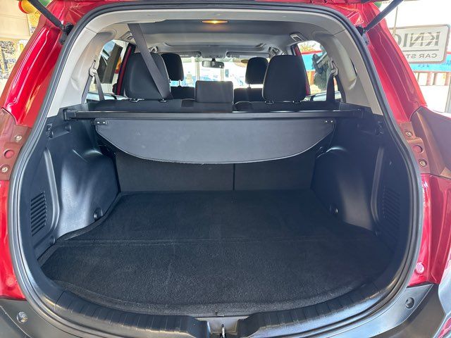 2015 Toyota RAV4 XLE | Rome, GA | Knight's Car Store 2015 Toyota RAV4 XLE | Rome, GA | Knight's Car Store