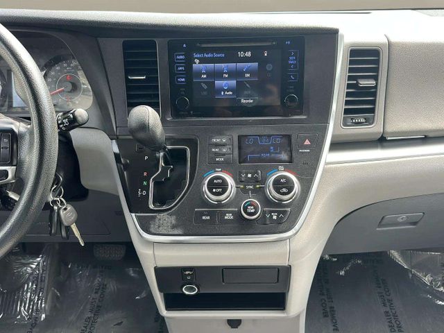 2015 Toyota Sienna LE 8-Passenger | Alpharetta, GA | Star Motors 2015 Toyota Sienna LE 8-Passenger | Alpharetta, GA | Star Motors