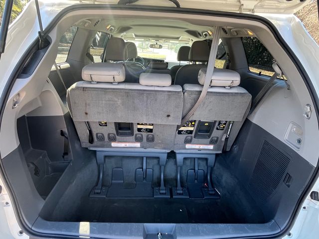 2015 Toyota Sienna XLE Premium 8-Passenger | Atlanta, Georgia | Anything Automotive