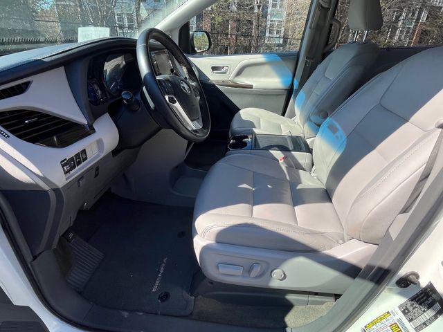 2015 Toyota Sienna XLE Premium 8-Passenger | Atlanta, Georgia | Anything Automotive