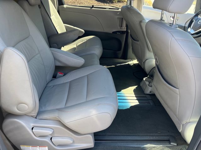 2015 Toyota Sienna XLE Premium 8-Passenger | Atlanta, Georgia | Anything Automotive 2015 Toyota Sienna XLE Premium 8-Passenger | Atlanta, Georgia | Anything Automotive