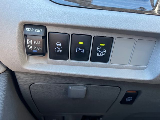 2015 Toyota Sienna XLE Premium 8-Passenger | Atlanta, Georgia | Anything Automotive 2015 Toyota Sienna XLE Premium 8-Passenger | Atlanta, Georgia | Anything Automotive