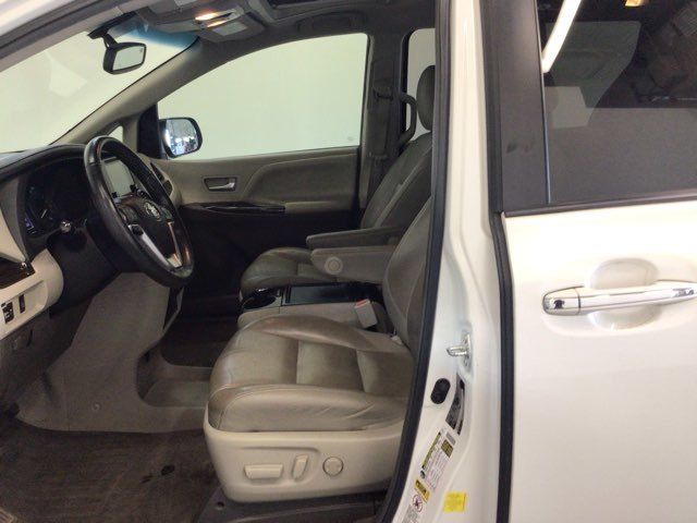2015 Toyota Sienna XLE 8-Passenger