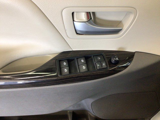 2015 Toyota Sienna XLE 8-Passenger
