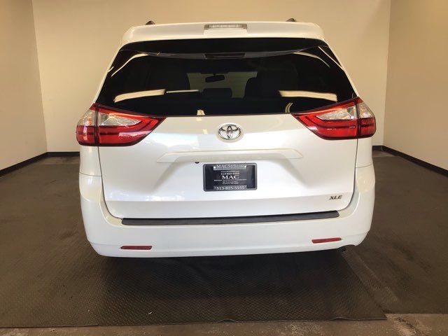2015 Toyota Sienna XLE 8-Passenger