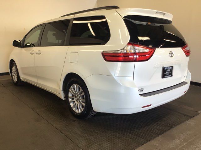 2015 Toyota Sienna XLE 8-Passenger