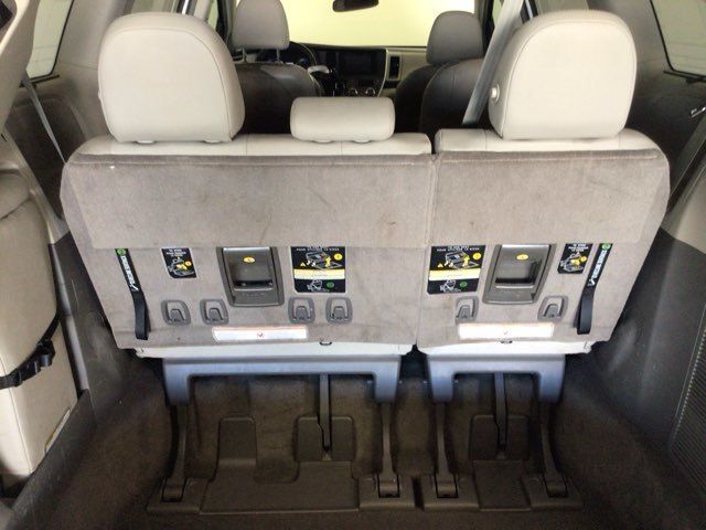 2015 Toyota Sienna XLE 8-Passenger