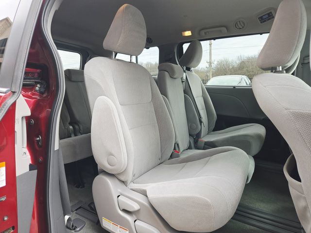 2015 Toyota Sienna LE 8-Passenger | Ellisville, MO | AutoPort 2015 Toyota Sienna LE 8-Passenger | Ellisville, MO | AutoPort